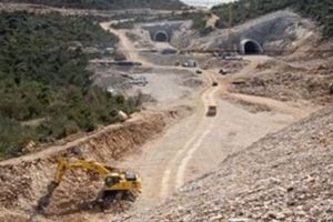 projekt opremanja i elektrifikacije tunela Sveti Ilija i pristupne ceste vrijedan je 205,5 milijuna kuna, a završetak radova predviđen je za sredinu lipnja 2012. godine